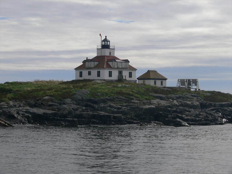 Square lighthouse